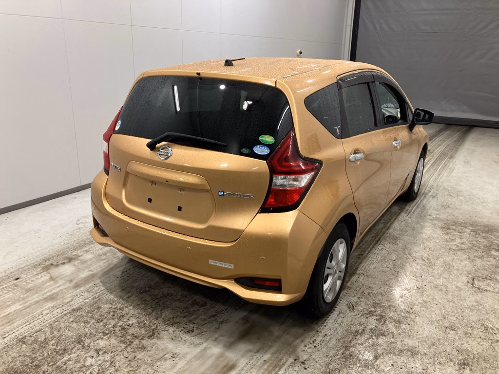 NISSAN NOTE
