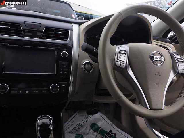 NISSAN TEANA