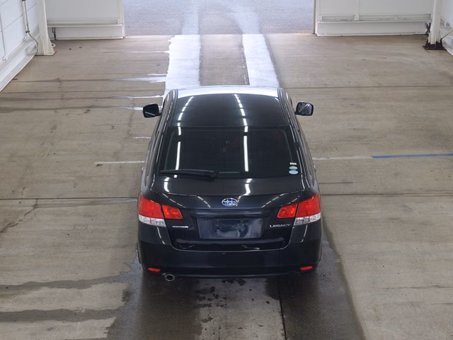 SUBARU LEGACY B4