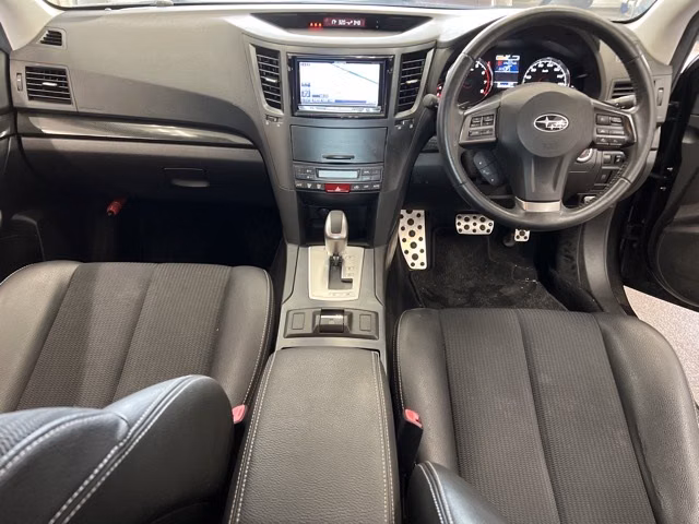 SUBARU LEGACY B4