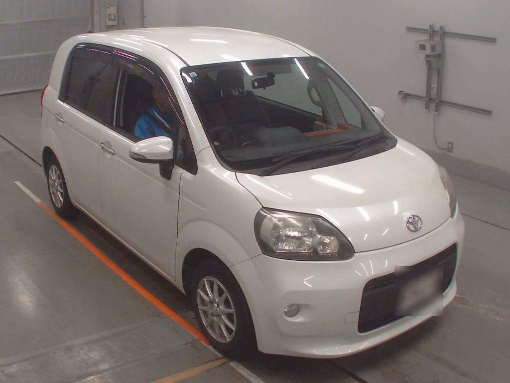 TOYOTA PORTE