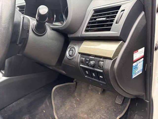 SUBARU LEGACY