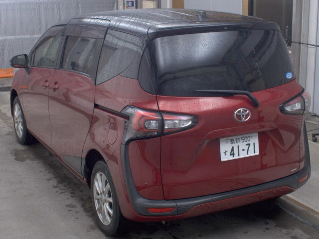 TOYOTA SIENTA