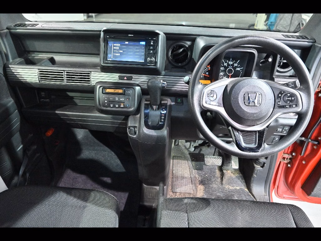 HONDA N-VAN