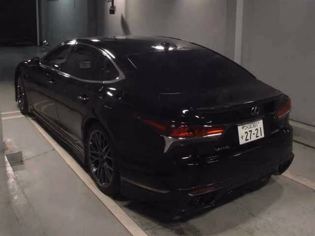 LEXUS LS500