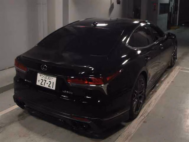 LEXUS LS500