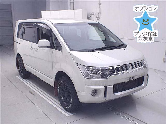 MITSUBISHI DELICA D:5