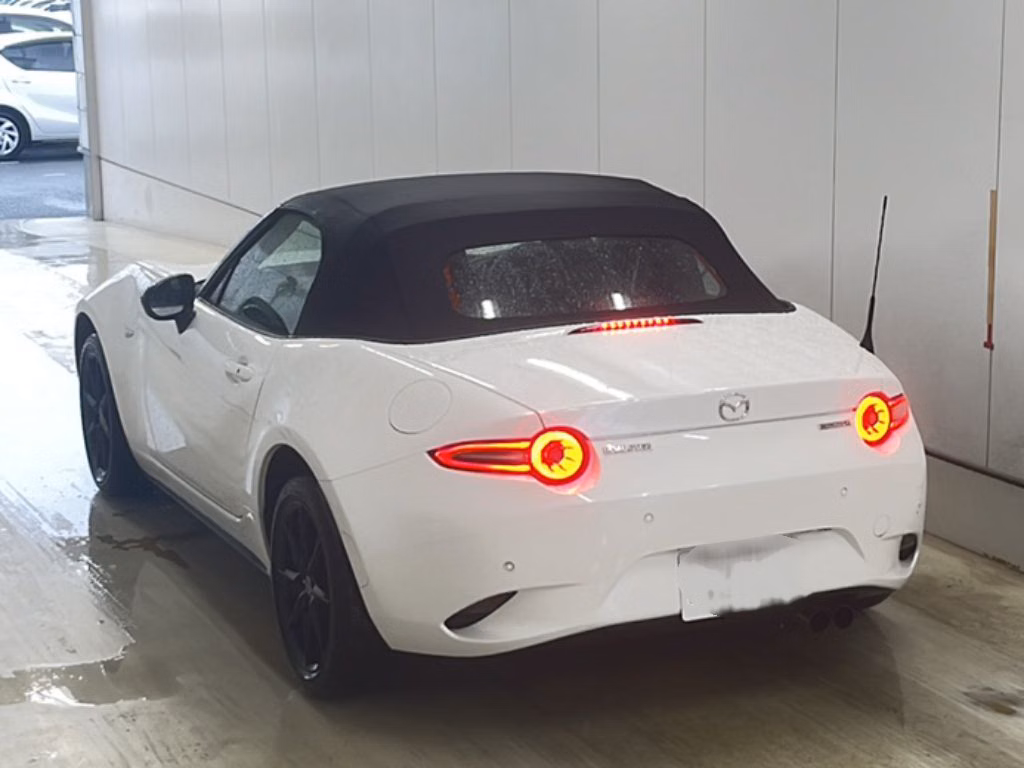 MAZDA ROADSTER