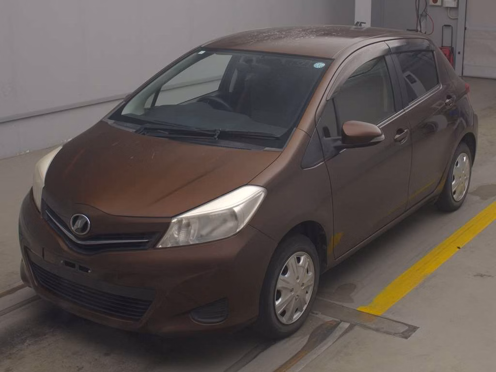 TOYOTA VITZ