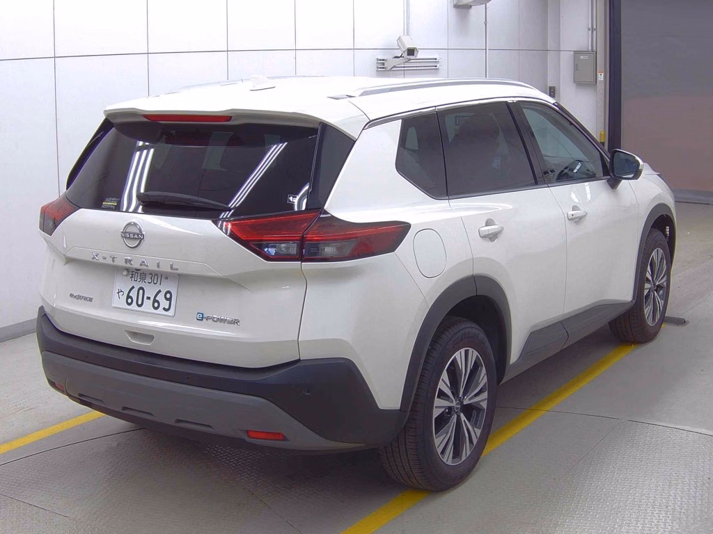 NISSAN X-TRAIL