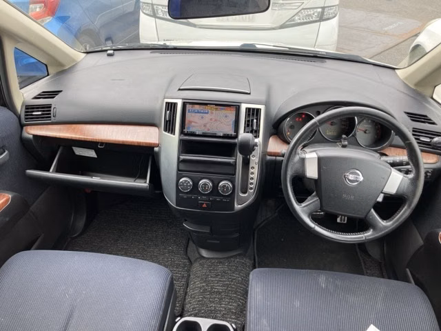 NISSAN PRESAGE