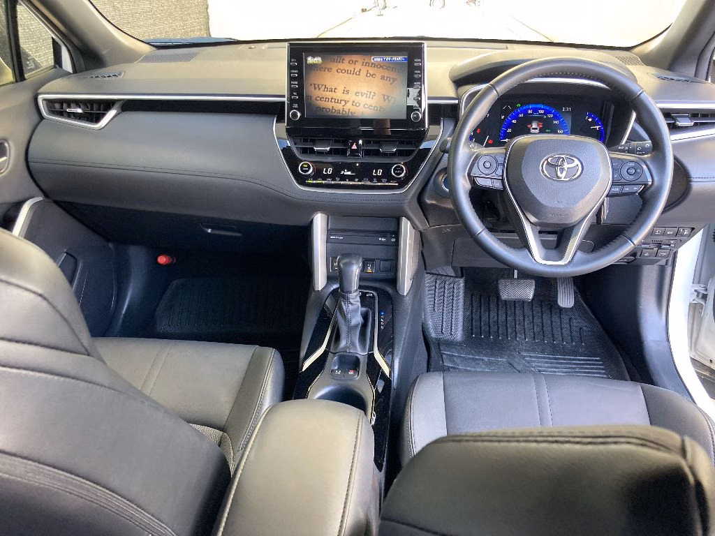 TOYOTA COROLLA CROSS