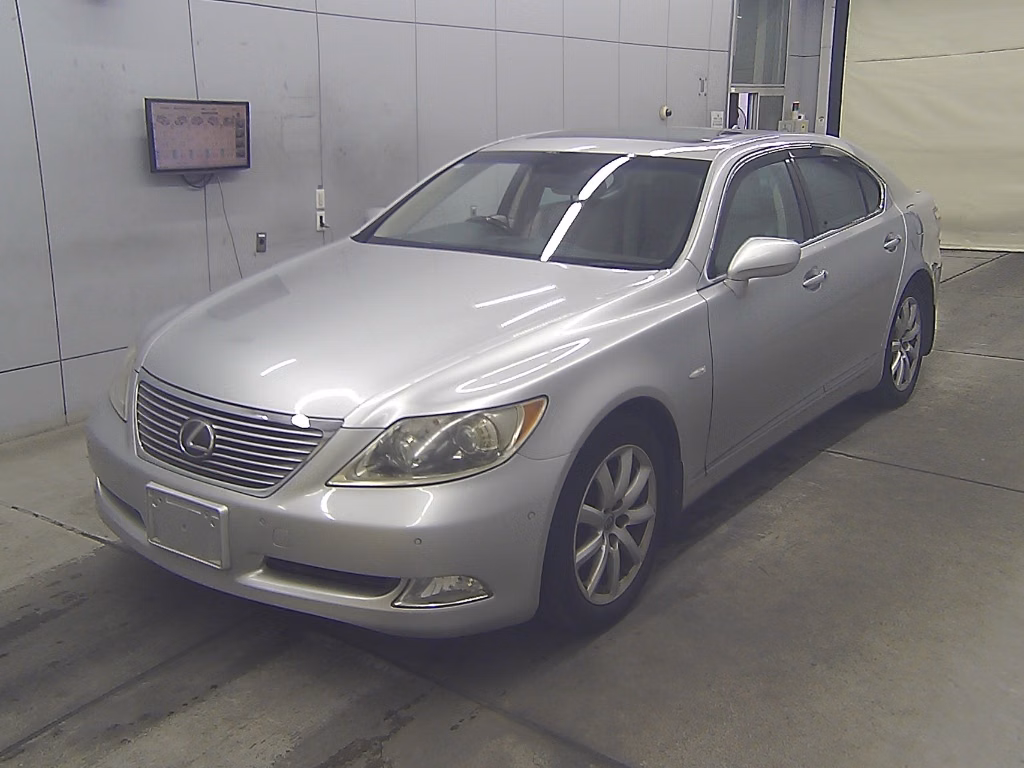 LEXUS LS460