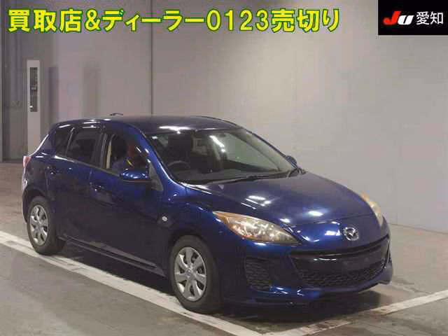 MAZDA AXELA