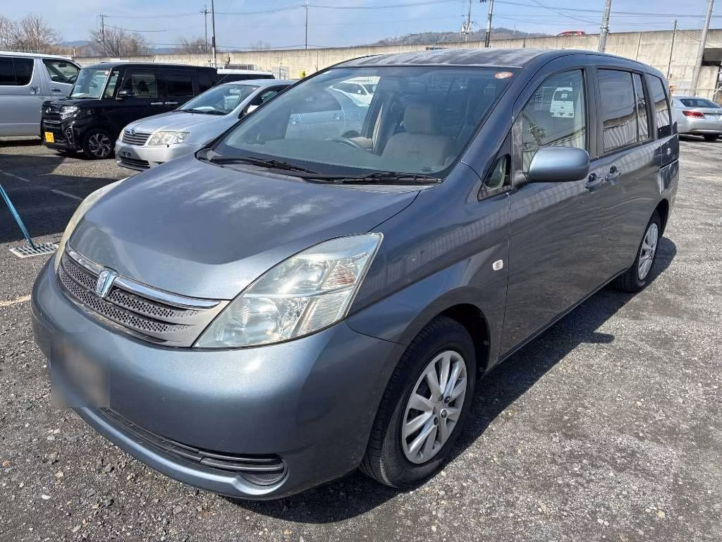 TOYOTA ISIS