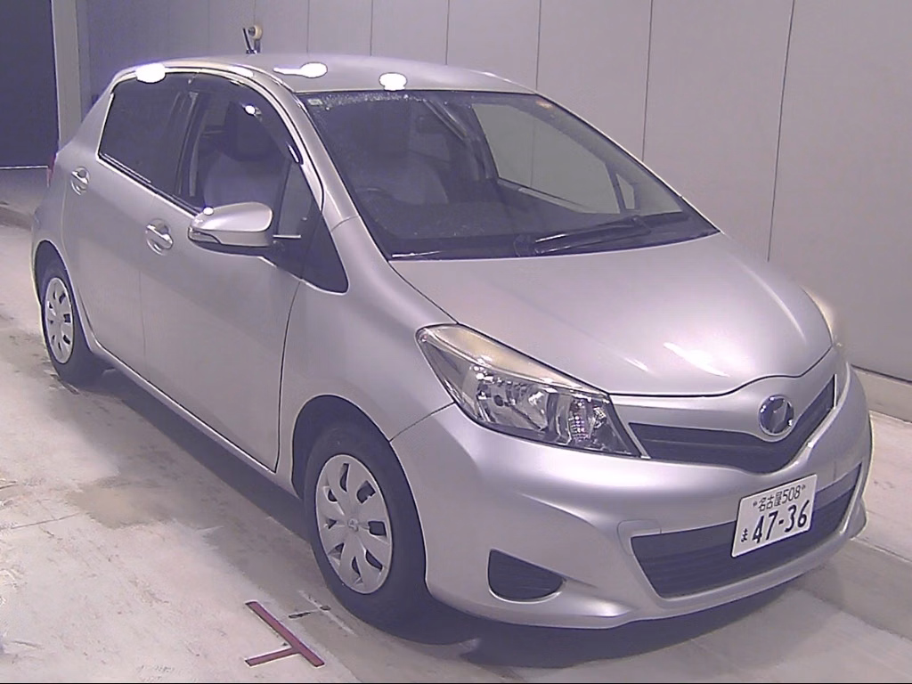 TOYOTA VITZ