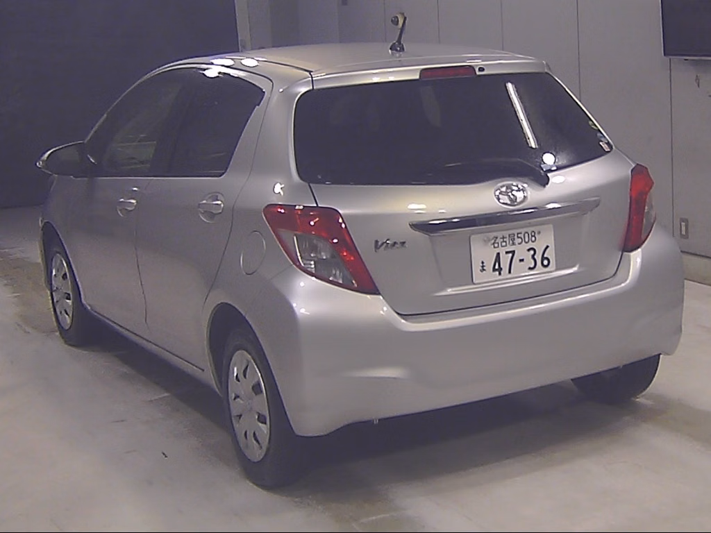 TOYOTA VITZ