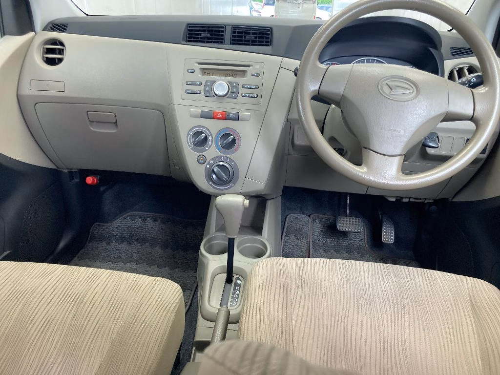 DAIHATSU MIRA