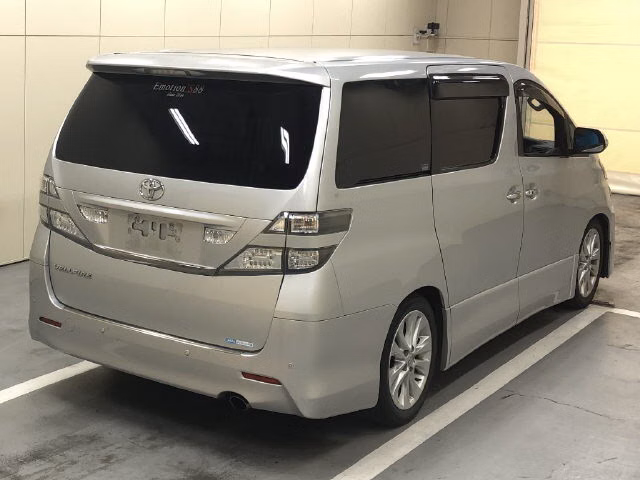 TOYOTA VELLFIRE