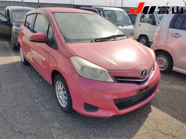 TOYOTA VITZ