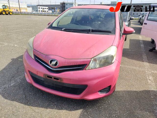 TOYOTA VITZ