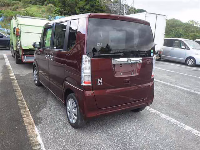 HONDA N-BOX