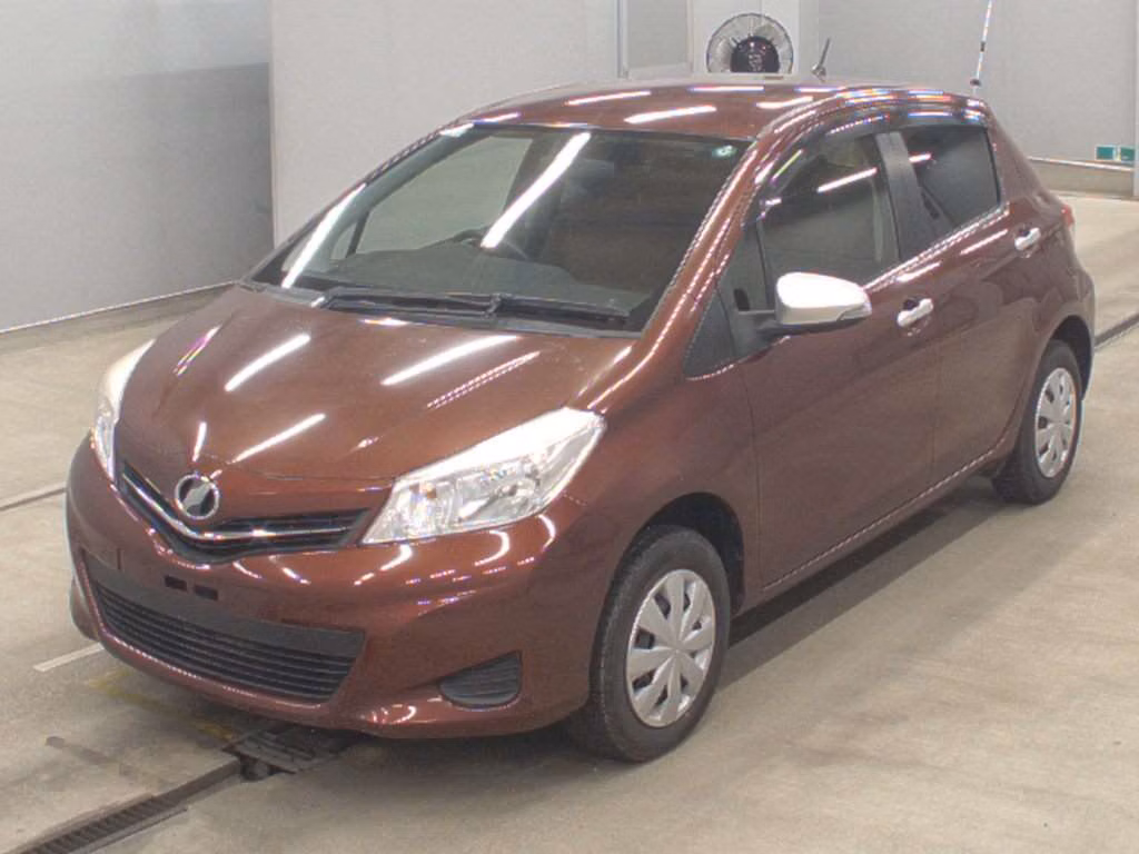 TOYOTA VITZ