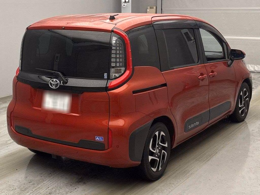 TOYOTA SIENTA