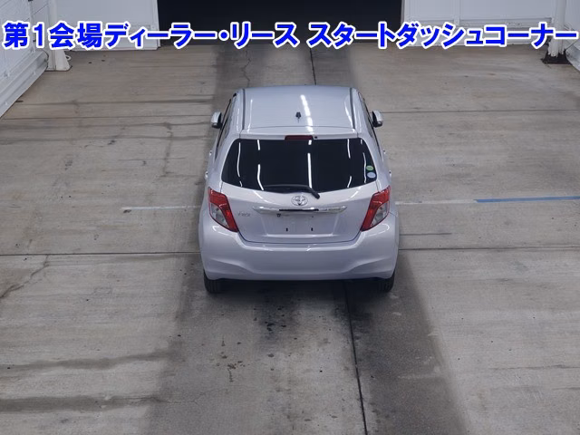 TOYOTA VITZ