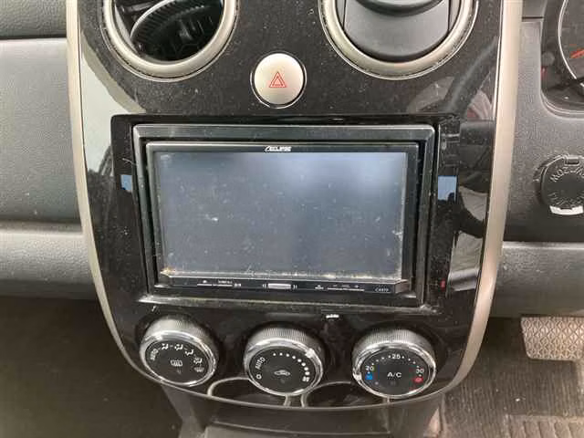 MAZDA VERISA