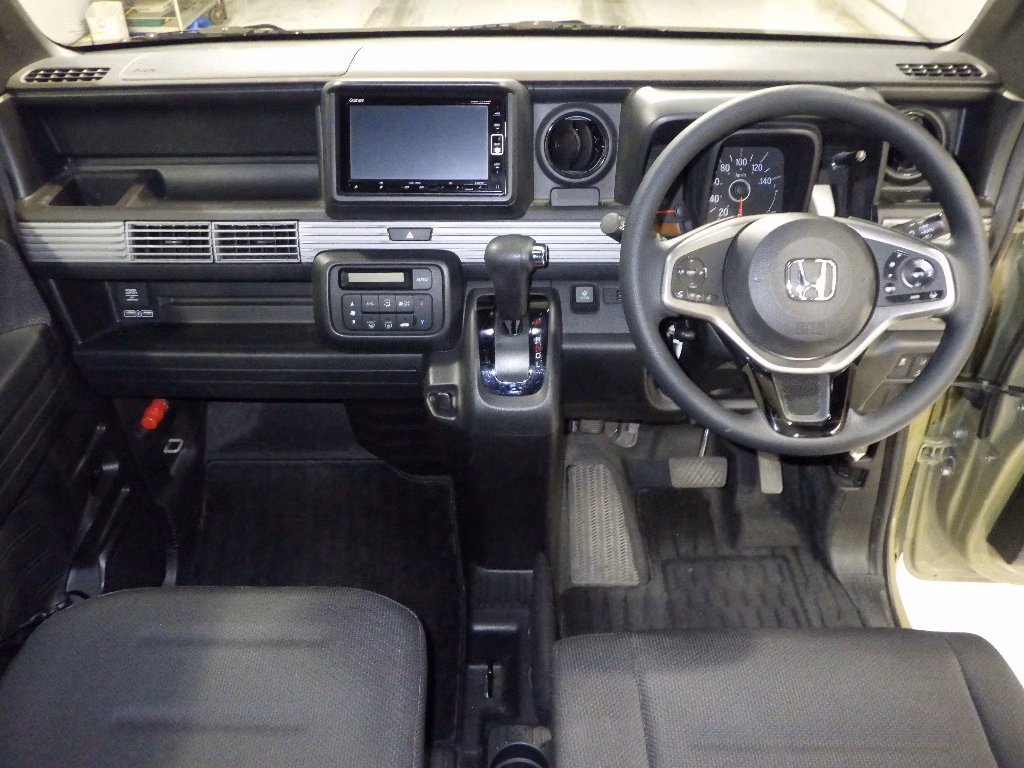 HONDA N-VAN