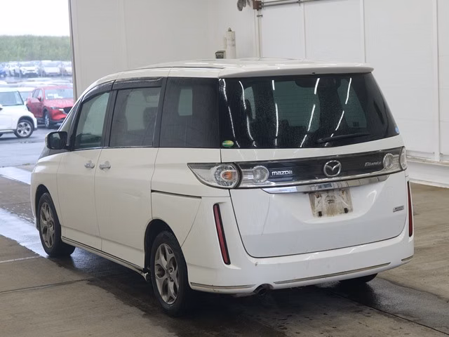 MAZDA BIANTE