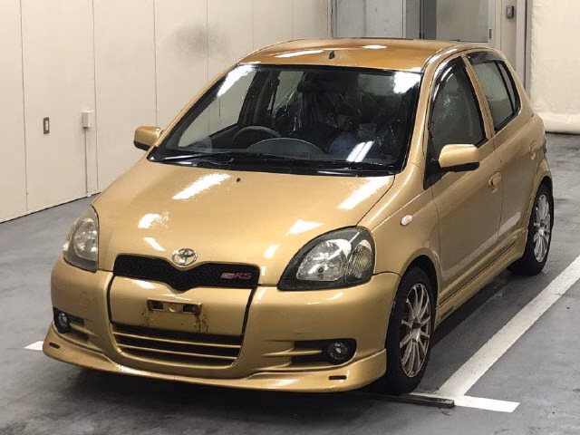 TOYOTA VITZ