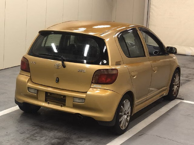 TOYOTA VITZ