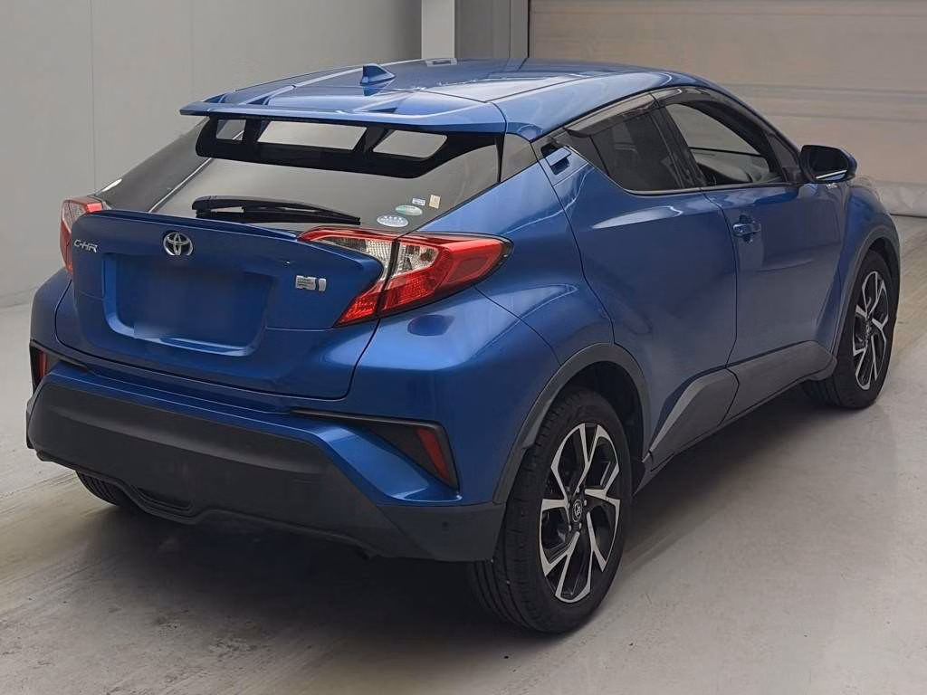 TOYOTA C-HR
