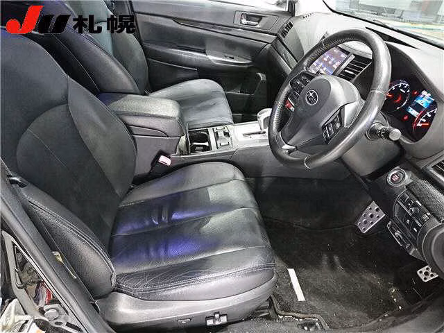SUBARU LEGACY