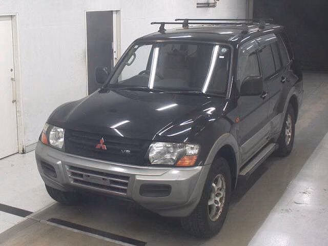 MITSUBISHI PAJERO