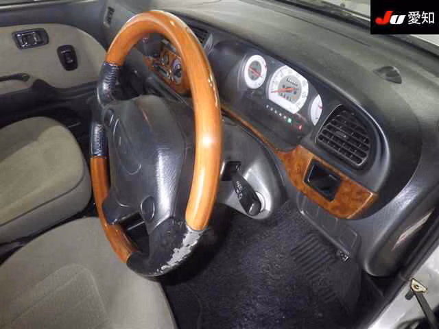 DAIHATSU MIRA GINO