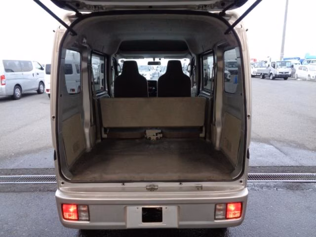 NISSAN NV100 CLIPPER