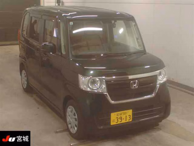 HONDA N-BOX