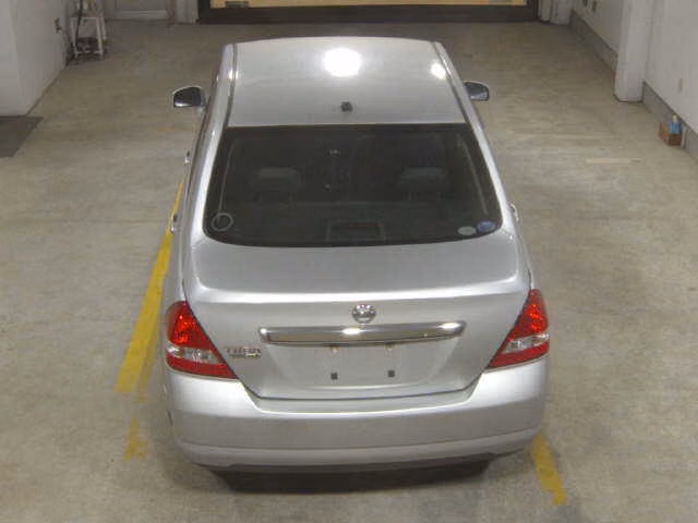 NISSAN TIIDA LATIO
