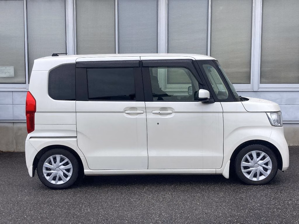 HONDA N-BOX