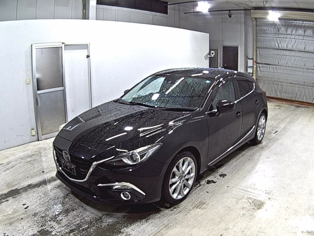 MAZDA AXELA