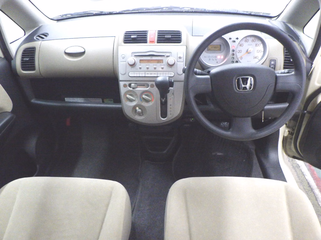 HONDA LIFE