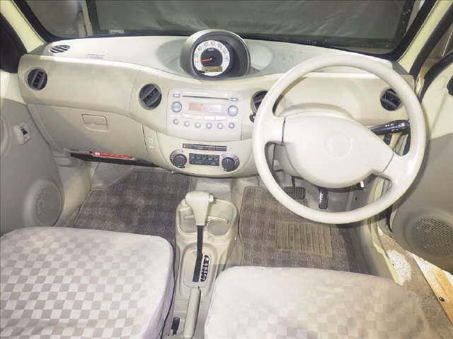 DAIHATSU ESSE