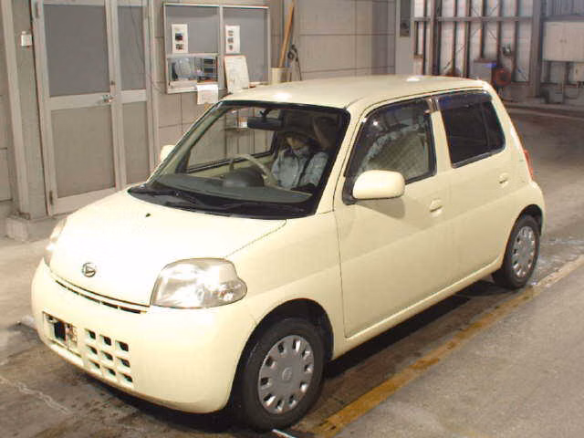 DAIHATSU ESSE