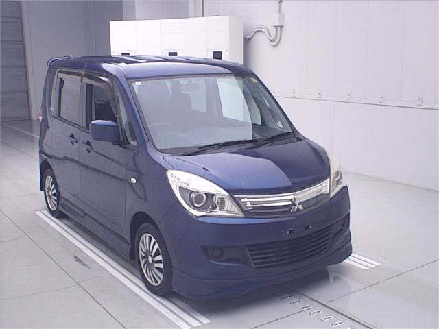 MITSUBISHI DELICA D:2
