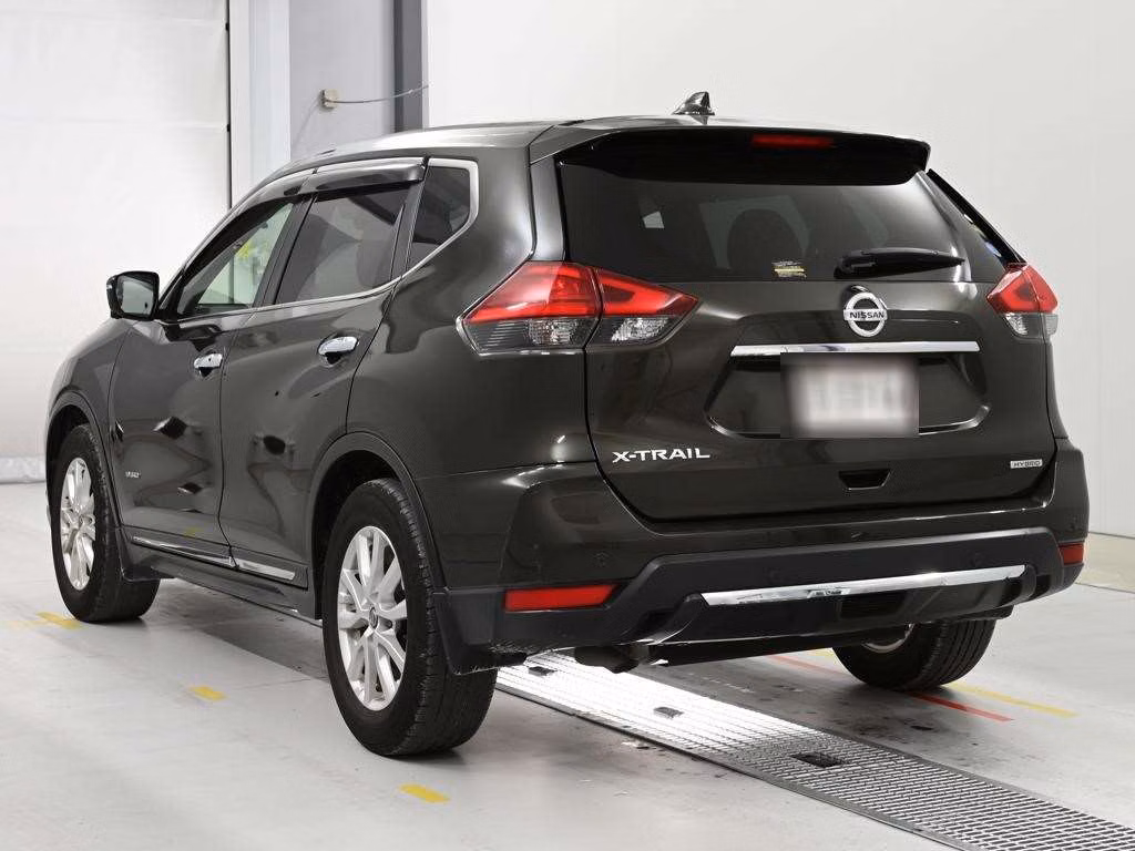 NISSAN X-TRAIL