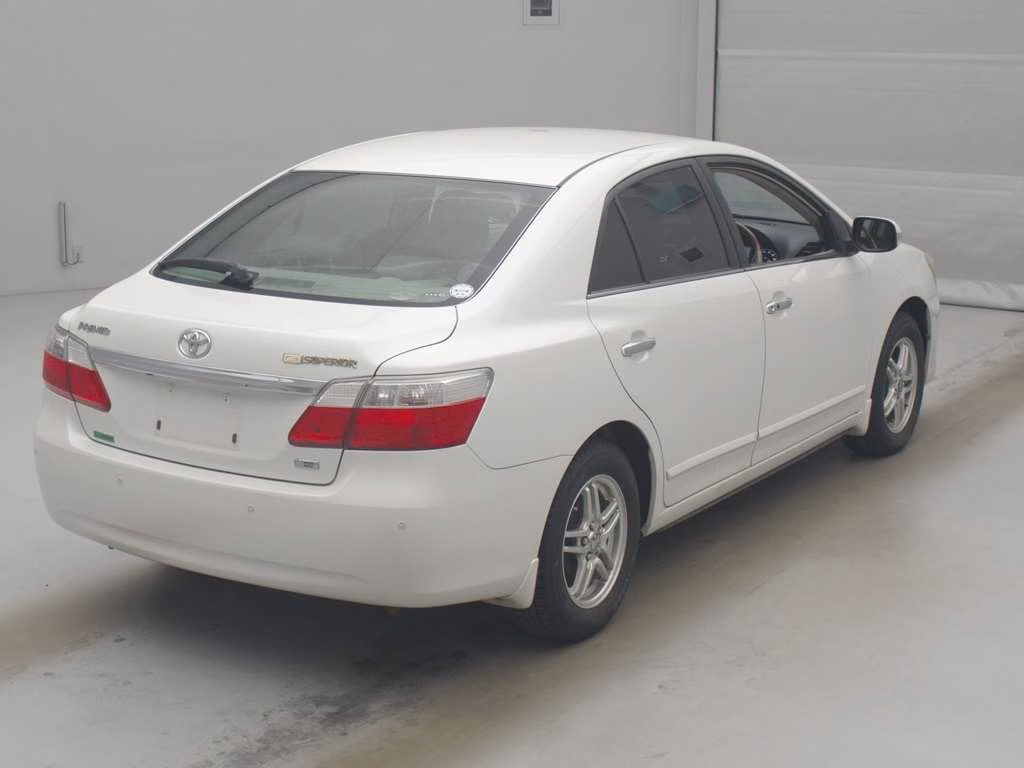 TOYOTA PREMIO