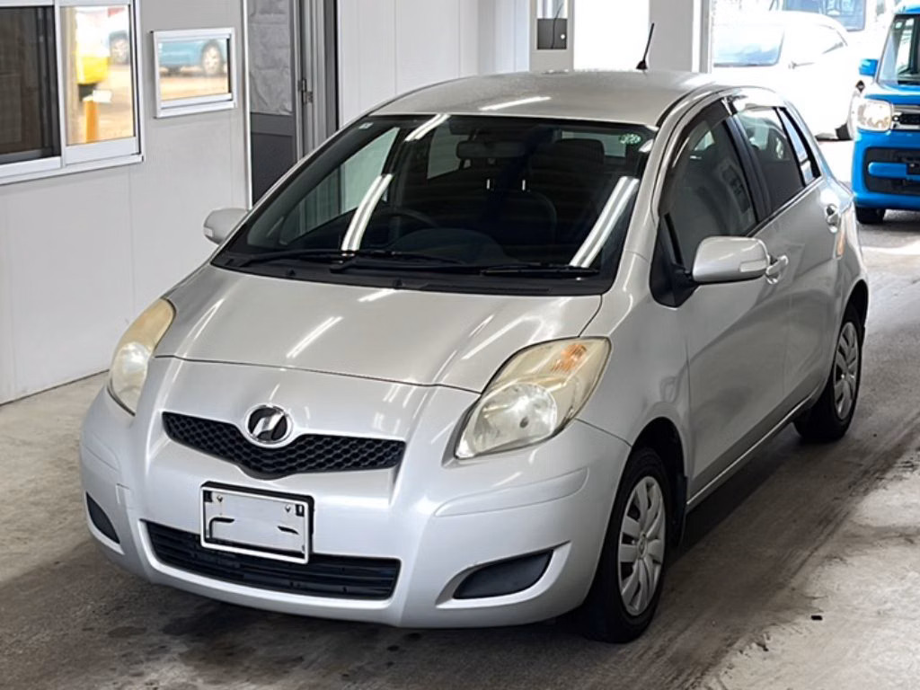 TOYOTA VITZ